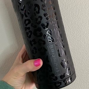 Onyx Leopard Juggernaut